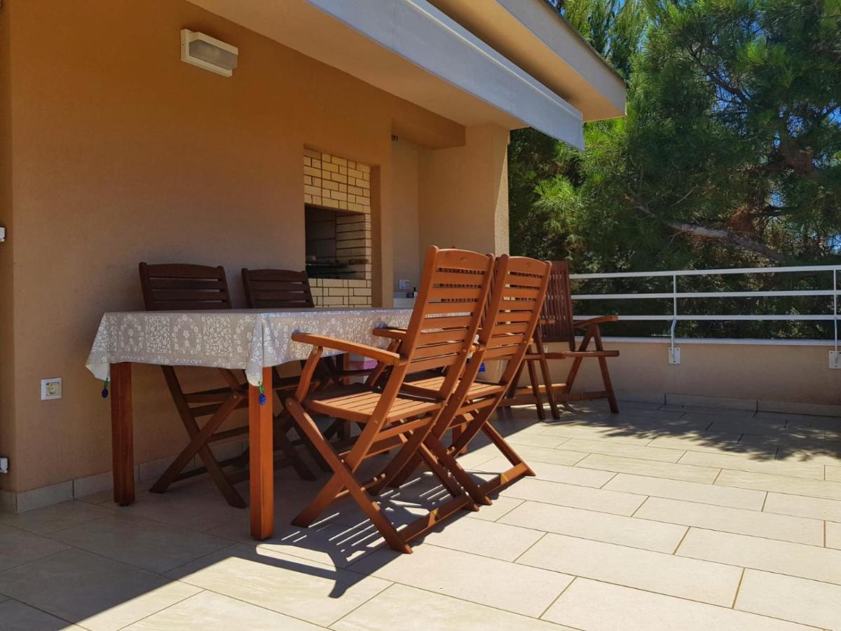 Apartmani Vrancic Mandre Exterior foto