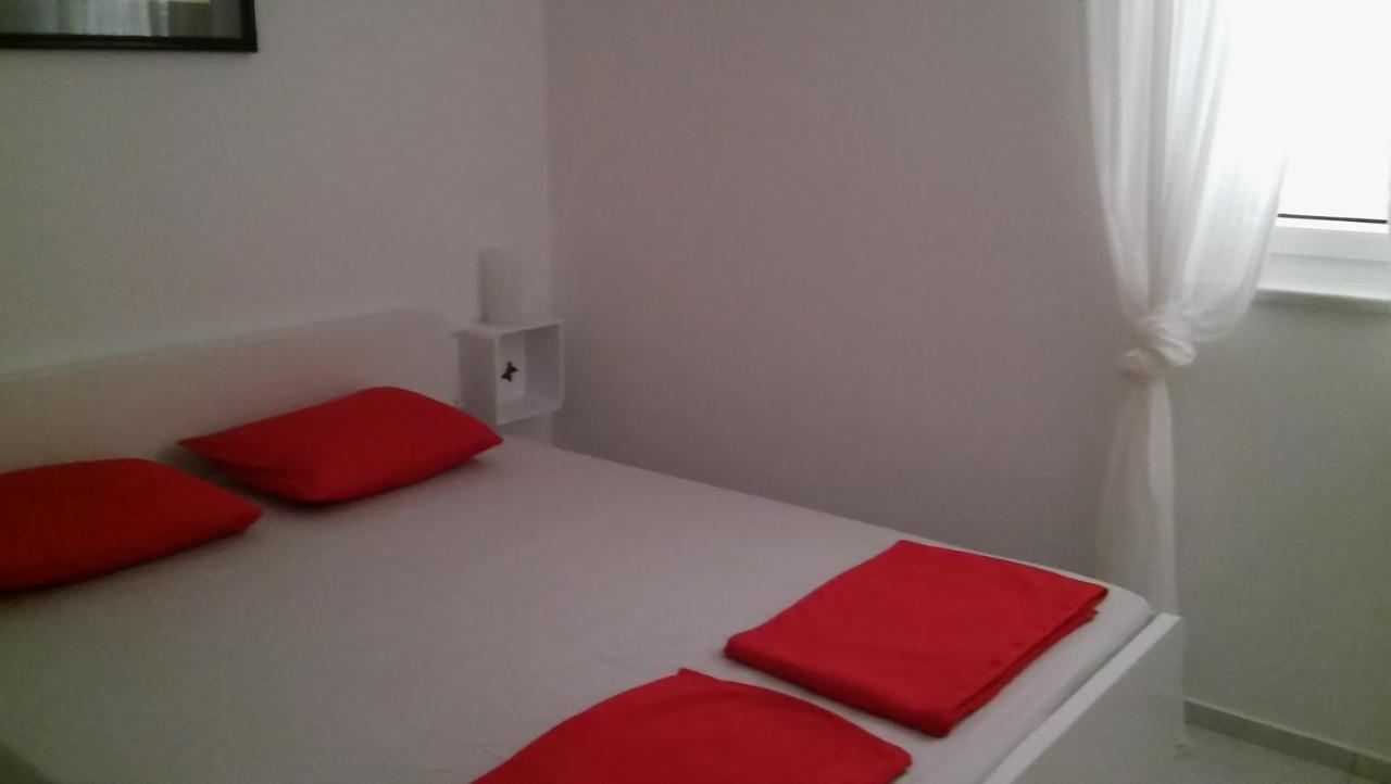 Apartmani Vrancic Mandre Exterior foto