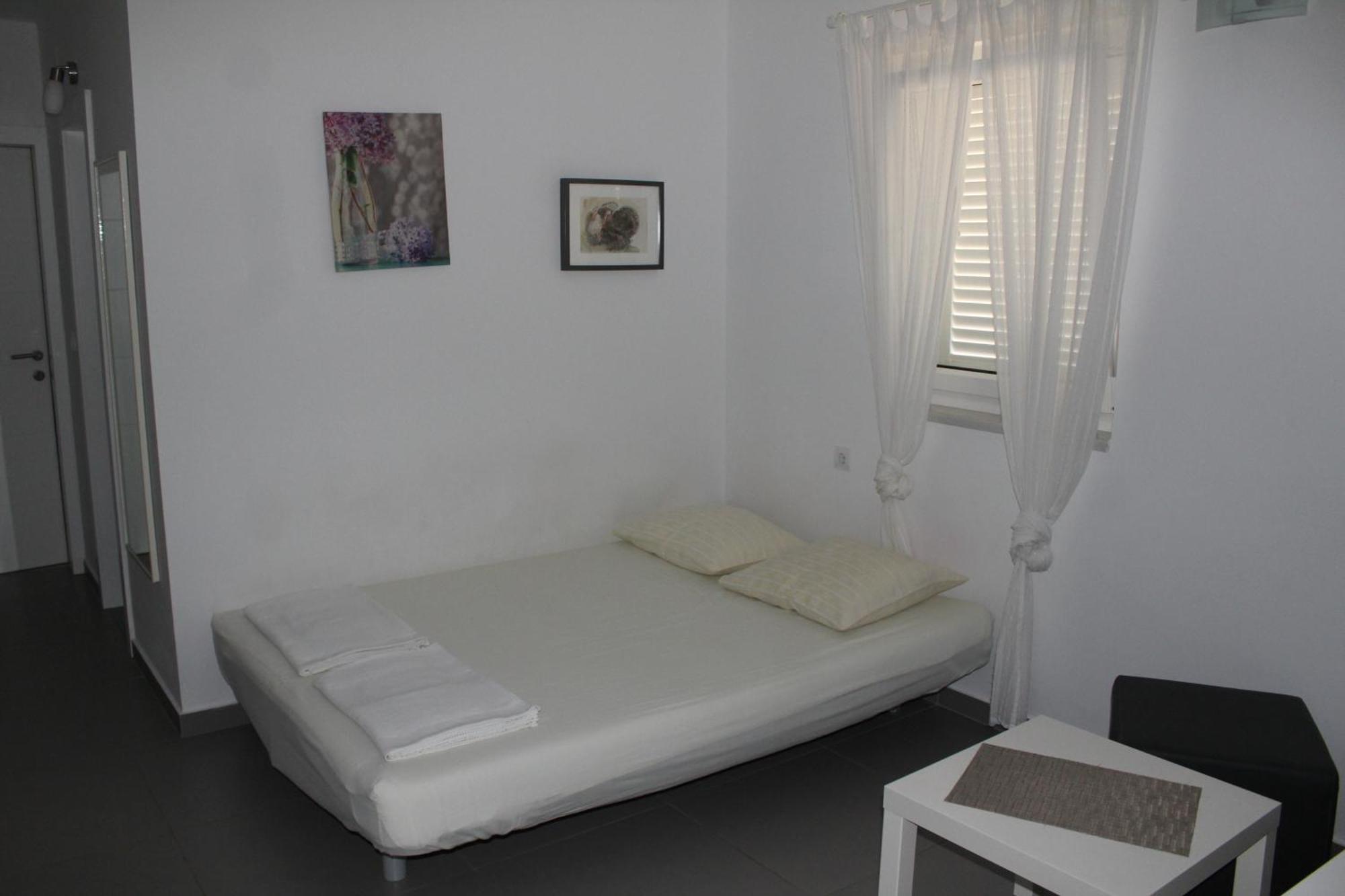 Apartmani Vrancic Mandre Exterior foto